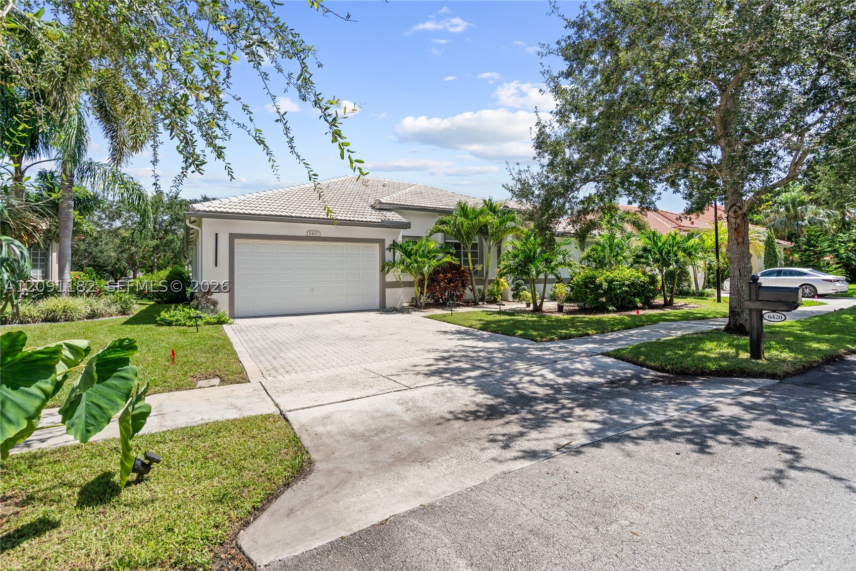 6420 Mallards Way, Coconut Creek FL 33073