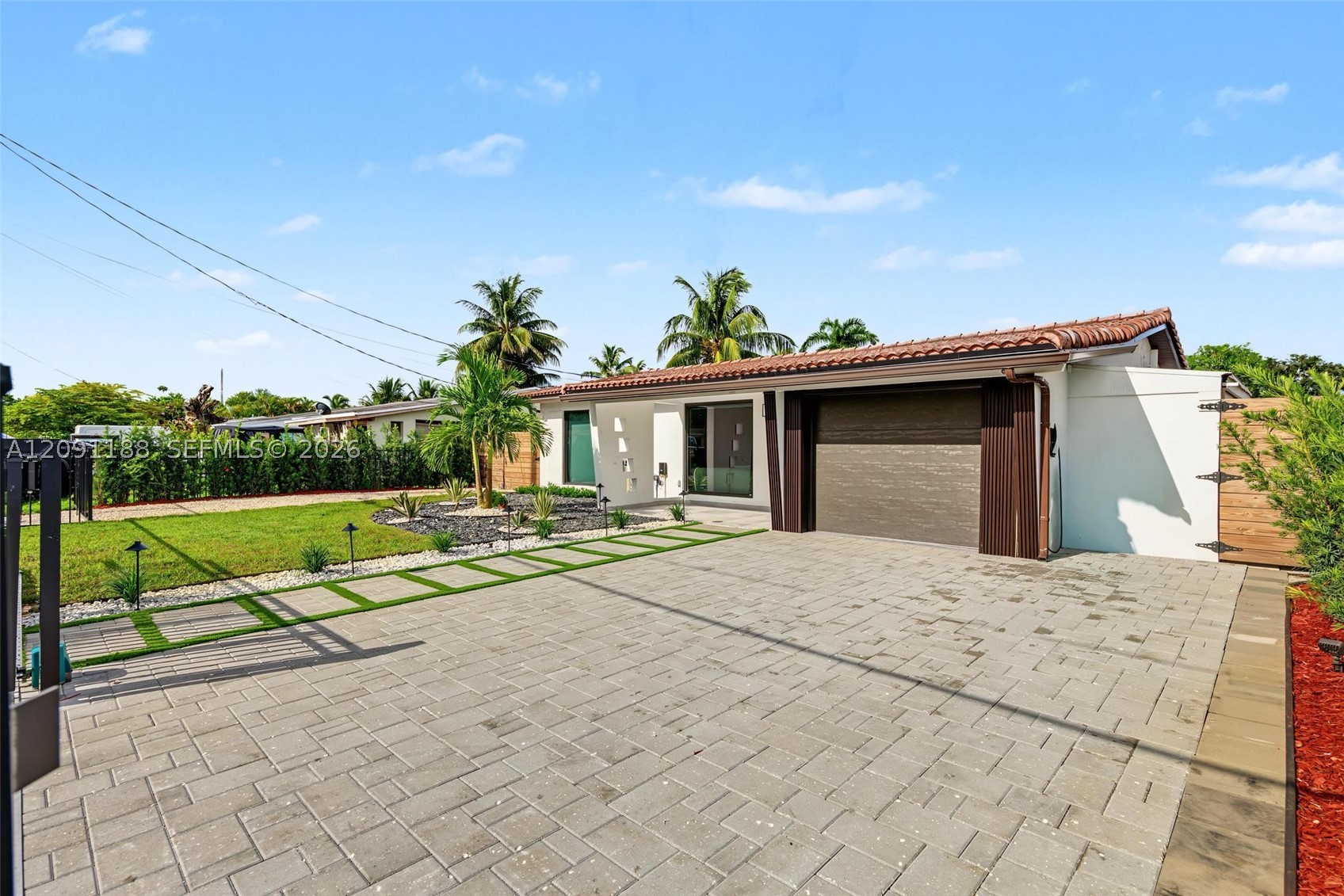 4611 SW 34th Ave, Dania Beach FL 33312