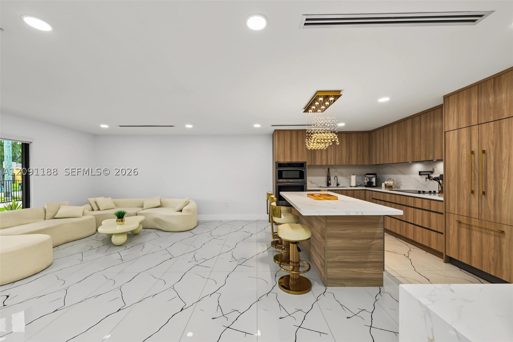 4611 SW 34th Ave, Dania Beach FL 33312