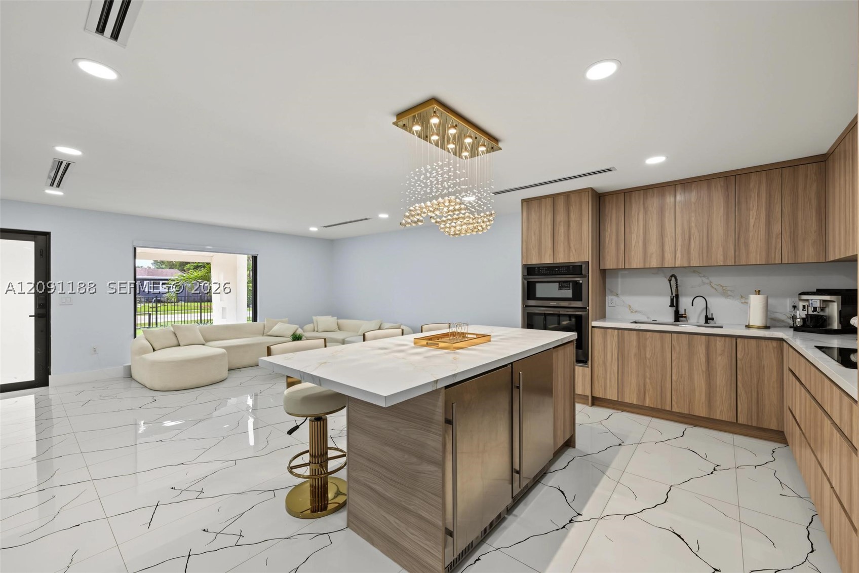 4611 SW 34th Ave, Dania Beach FL 33312