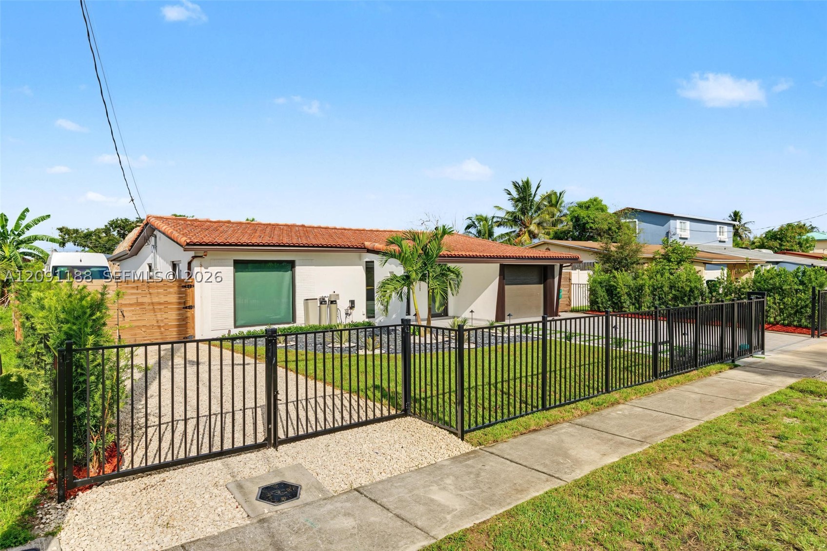 4611 SW 34th Ave, Dania Beach FL 33312