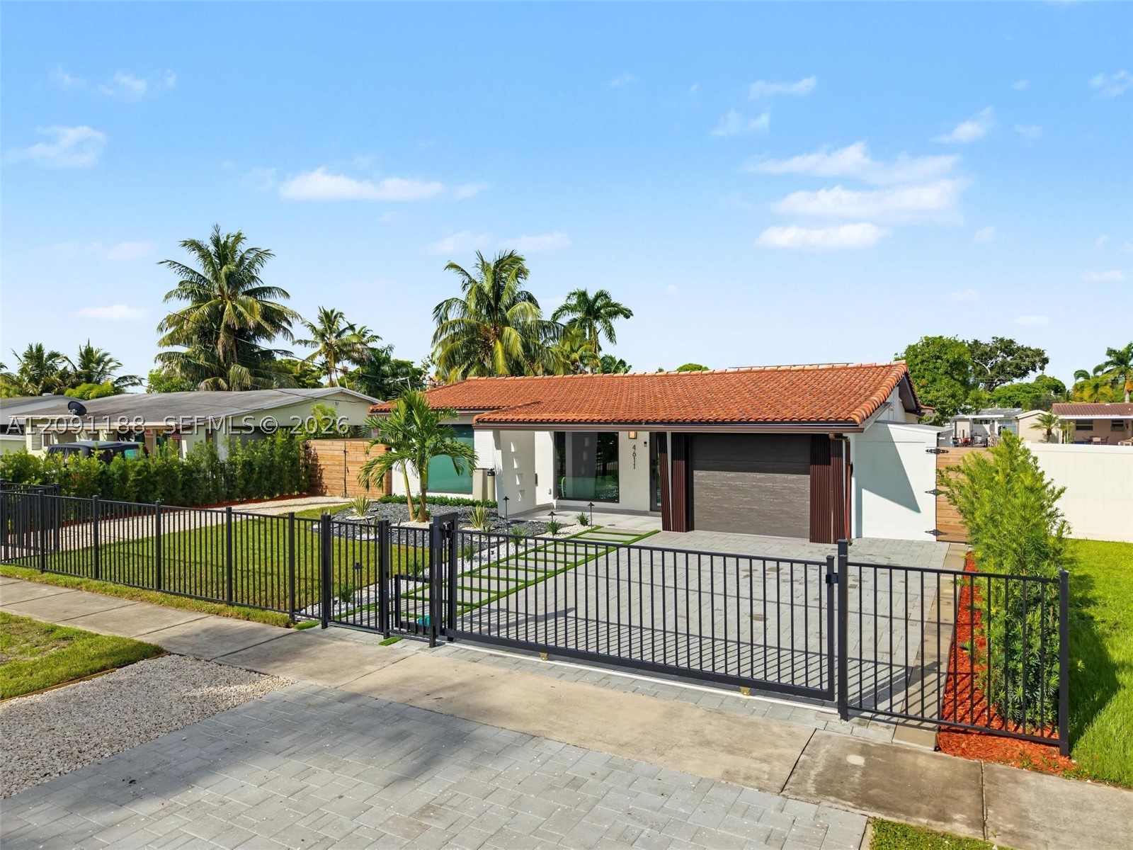 4611 SW 34th Ave, Dania Beach FL 33312