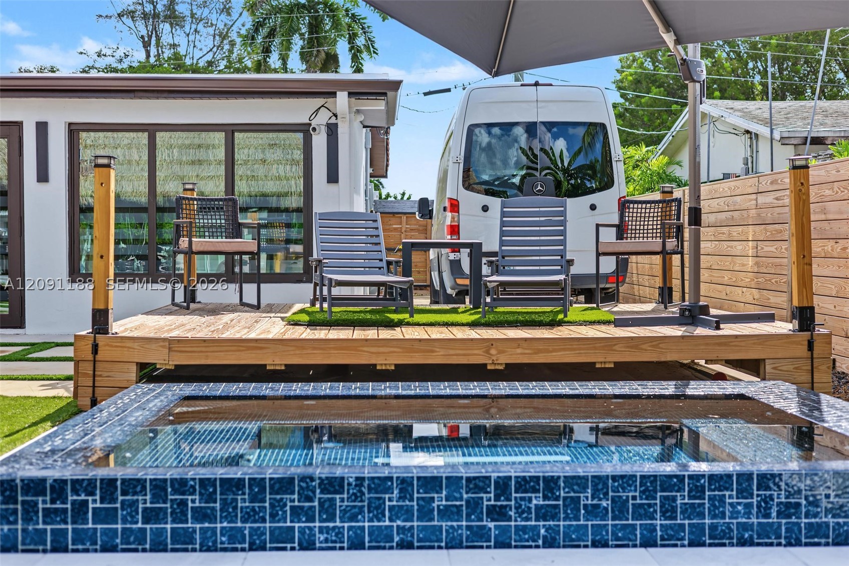 4611 SW 34th Ave, Dania Beach FL 33312