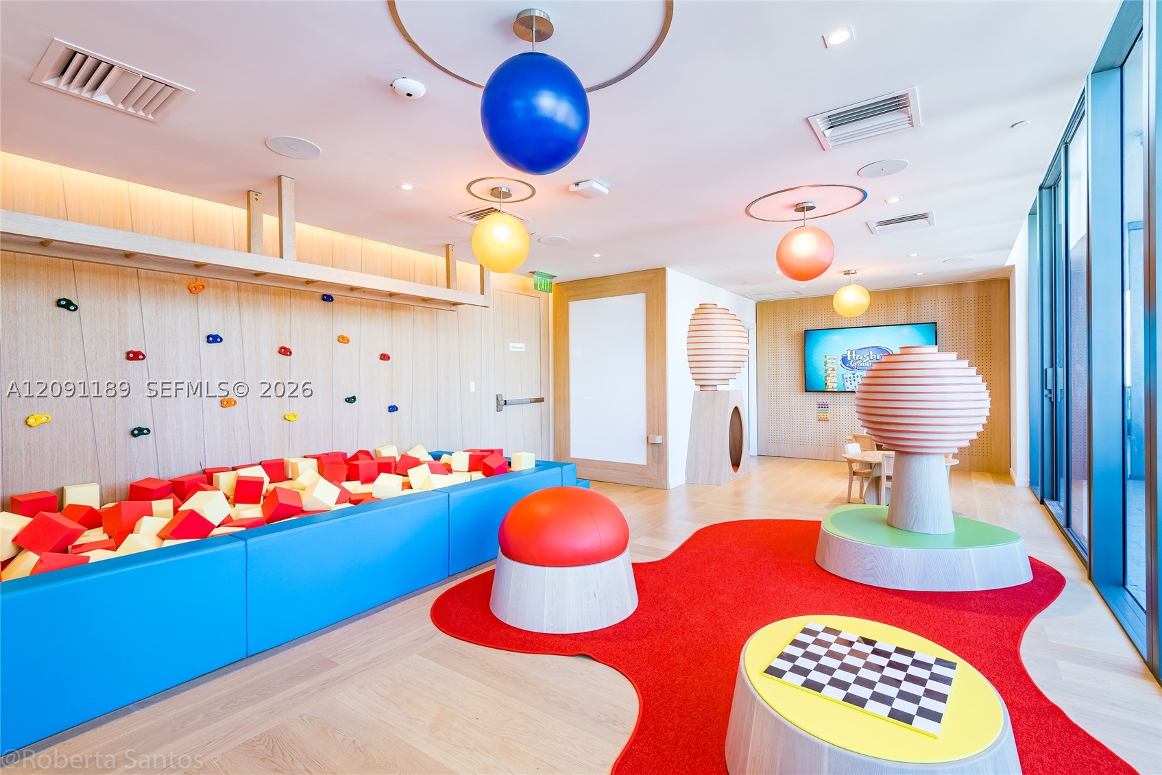 1000 Brickell Plz #3011, Miami FL 33131