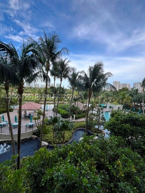 19501 W Country Club Dr #302, Aventura FL 33180