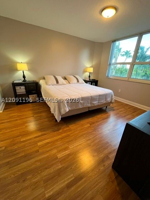 19501 W Country Club Dr #302, Aventura FL 33180