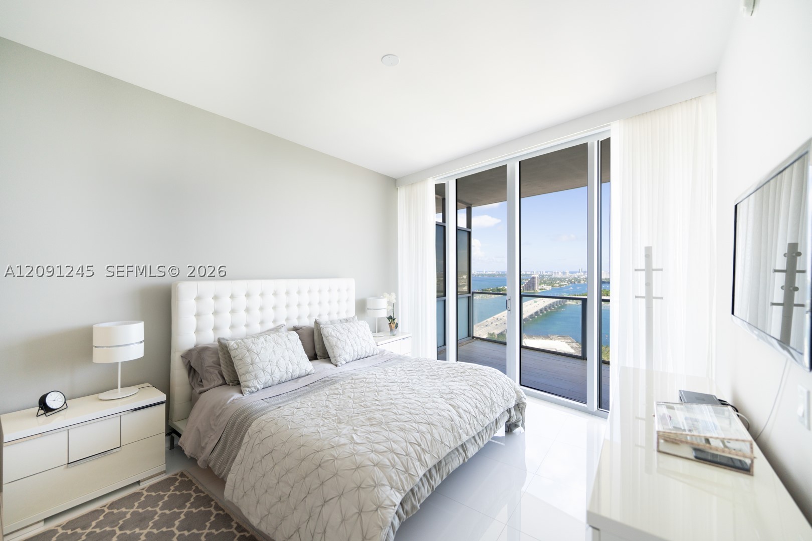 1100 Biscayne Blvd #3302, Miami FL 33132