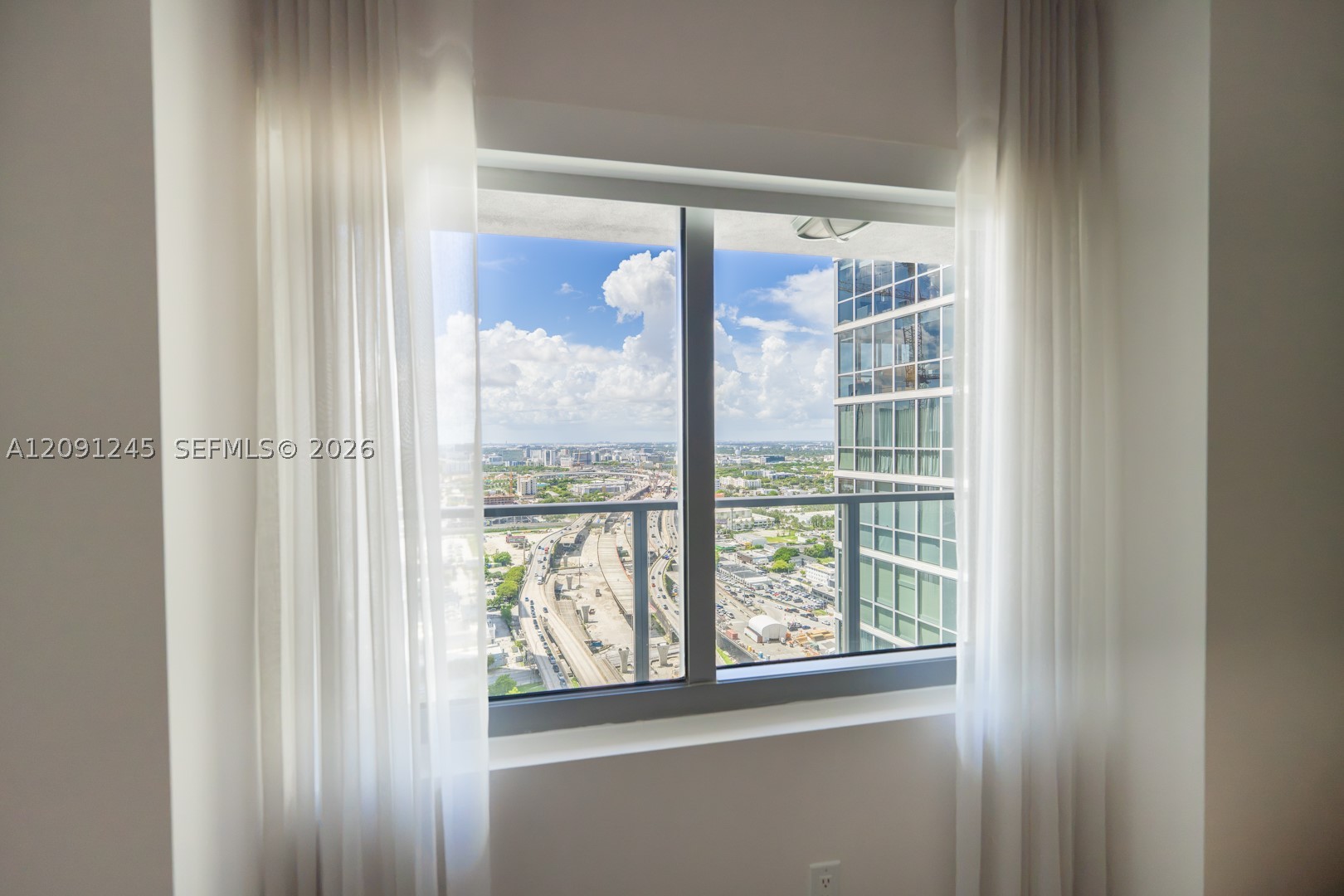 1100 Biscayne Blvd #3302, Miami FL 33132