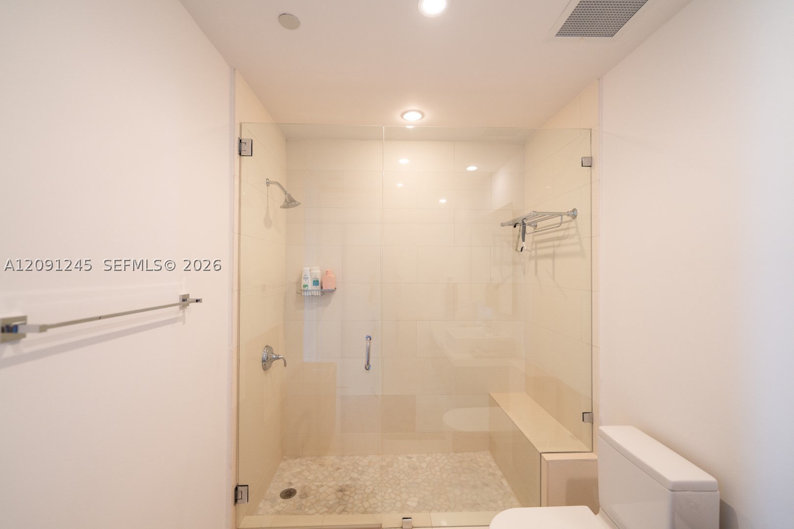 1100 Biscayne Blvd #3302, Miami FL 33132