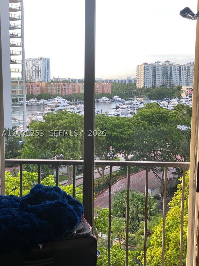 19355 Turnberry Way #6D, Aventura FL 33180