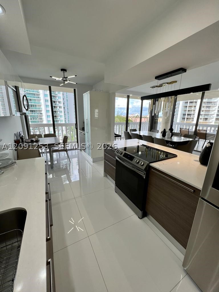 19355 Turnberry Way #6D, Aventura FL 33180
