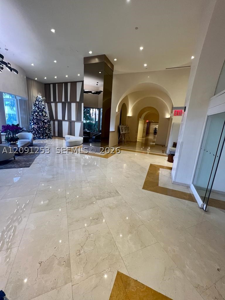 19355 Turnberry Way #6D, Aventura FL 33180