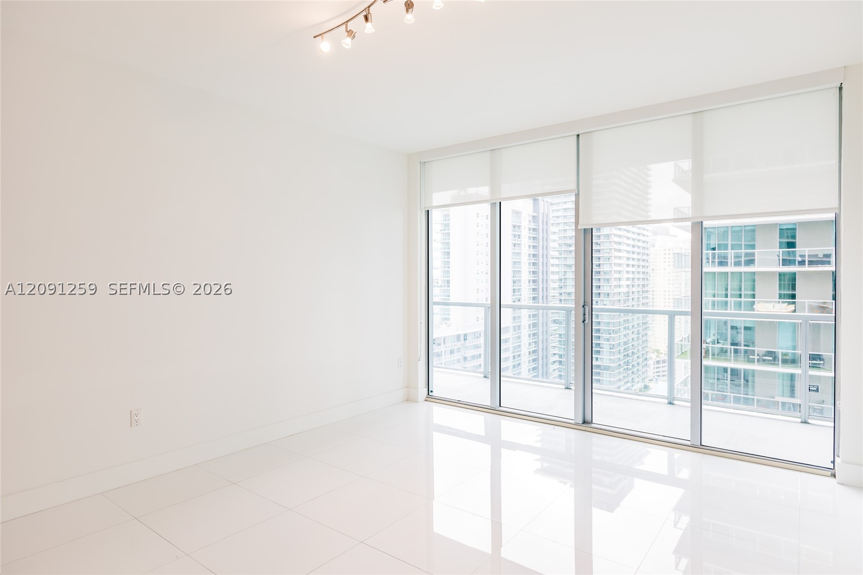 1111 SW 1st Ave #3216, Miami FL 33130