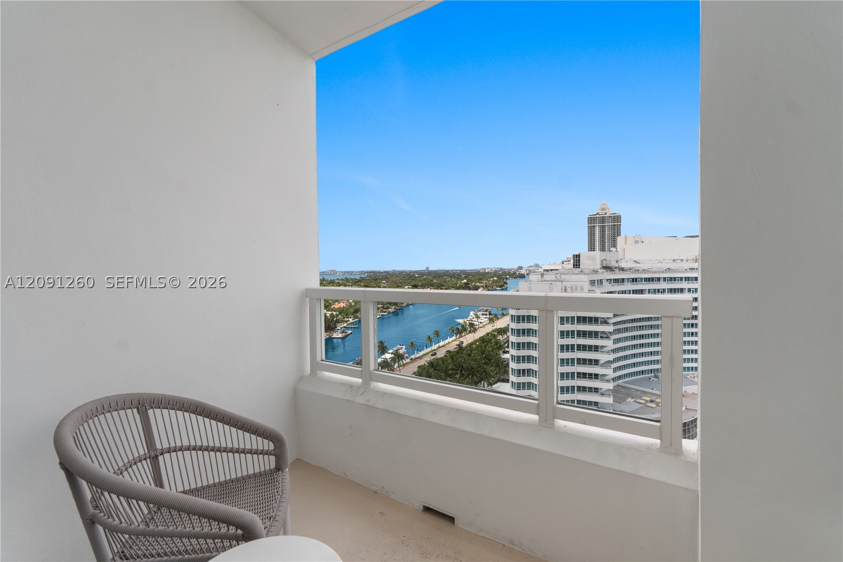 4401 Collins Ave #1703, Miami Beach FL 33140