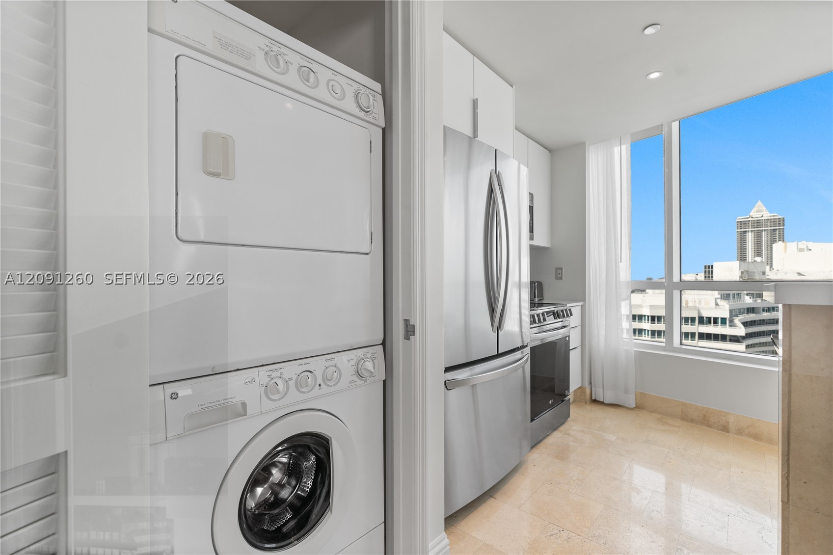 4401 Collins Ave #1703, Miami Beach FL 33140