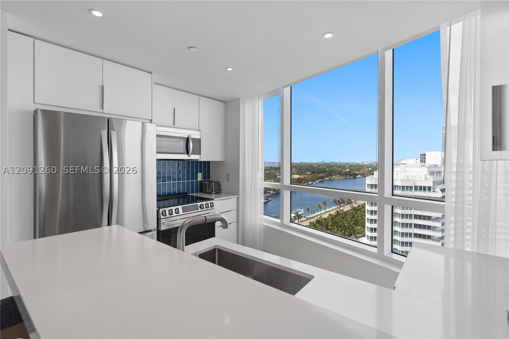 4401 Collins Ave #1703, Miami Beach FL 33140