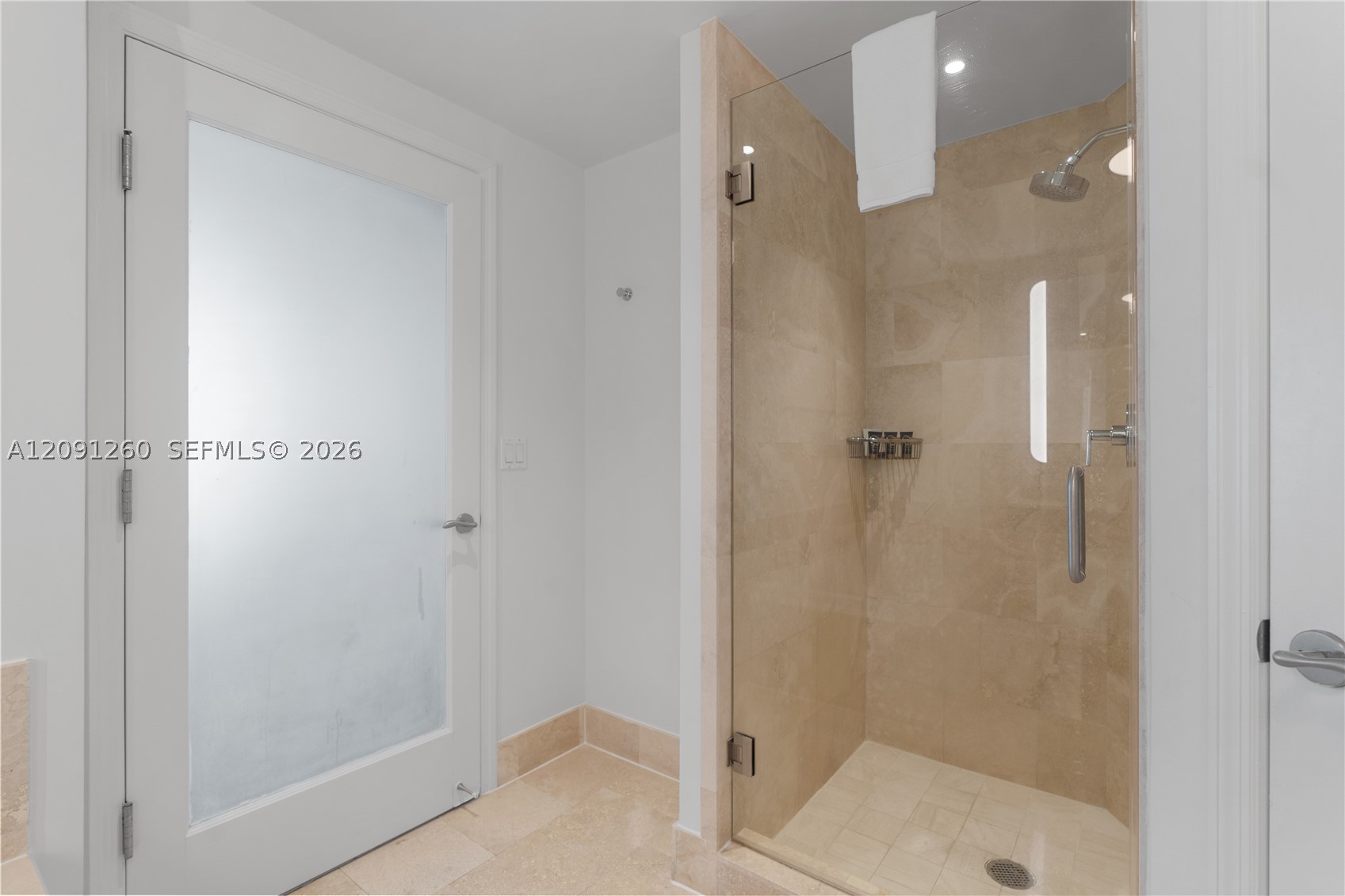 4401 Collins Ave #1703, Miami Beach FL 33140