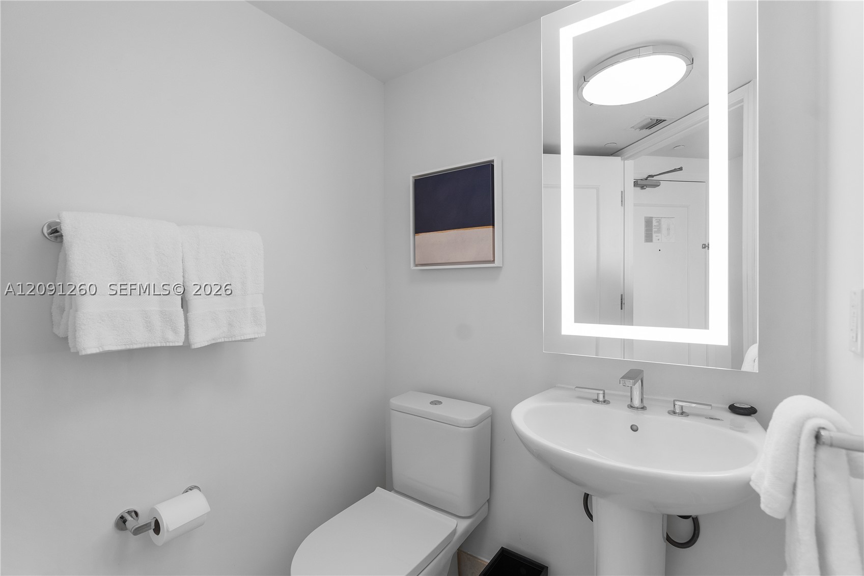 4401 Collins Ave #1703, Miami Beach FL 33140