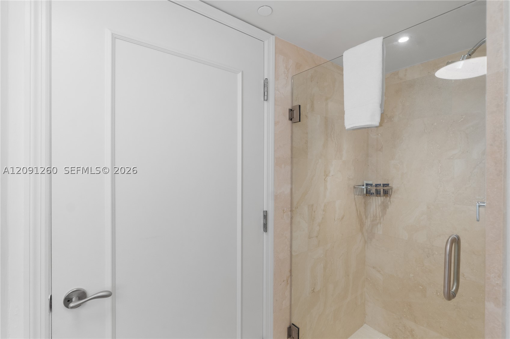 4401 Collins Ave #1703, Miami Beach FL 33140