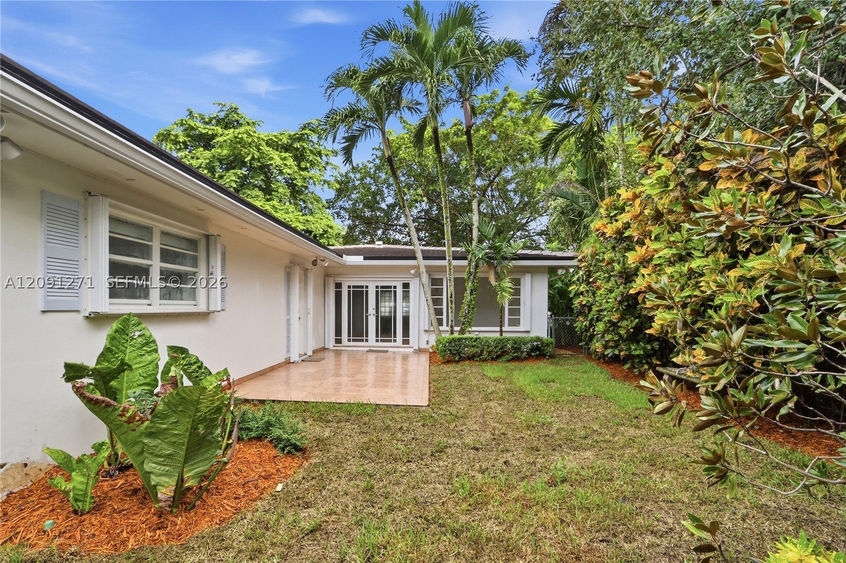 1530 Catalonia Ave, Coral Gables FL 33134