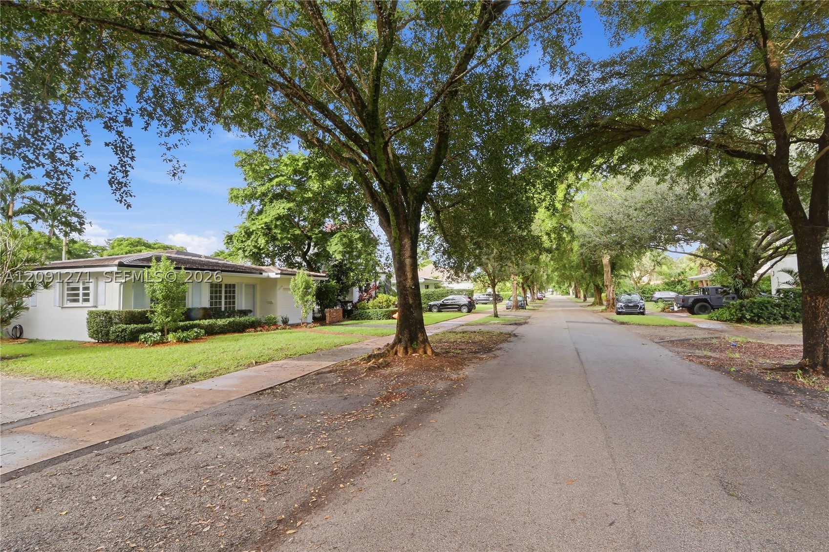 1530 Catalonia Ave, Coral Gables FL 33134
