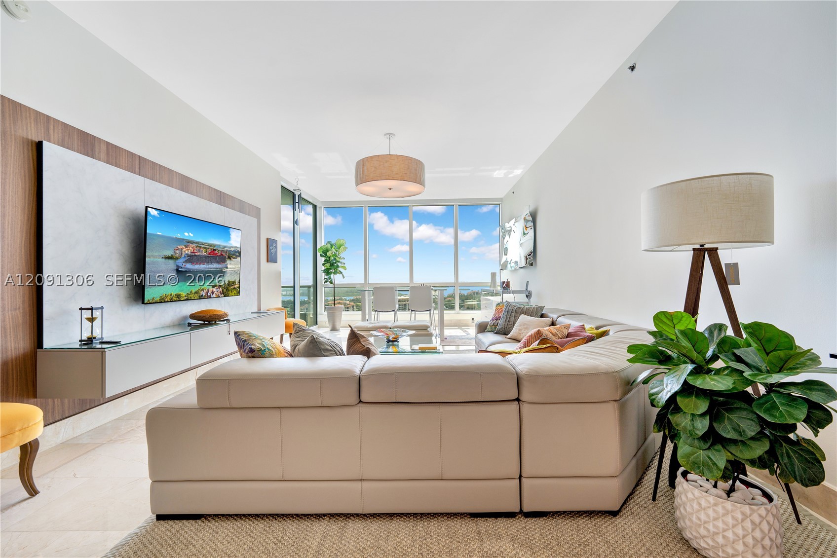 100 S Pointe Dr #2403, Miami Beach FL 33139