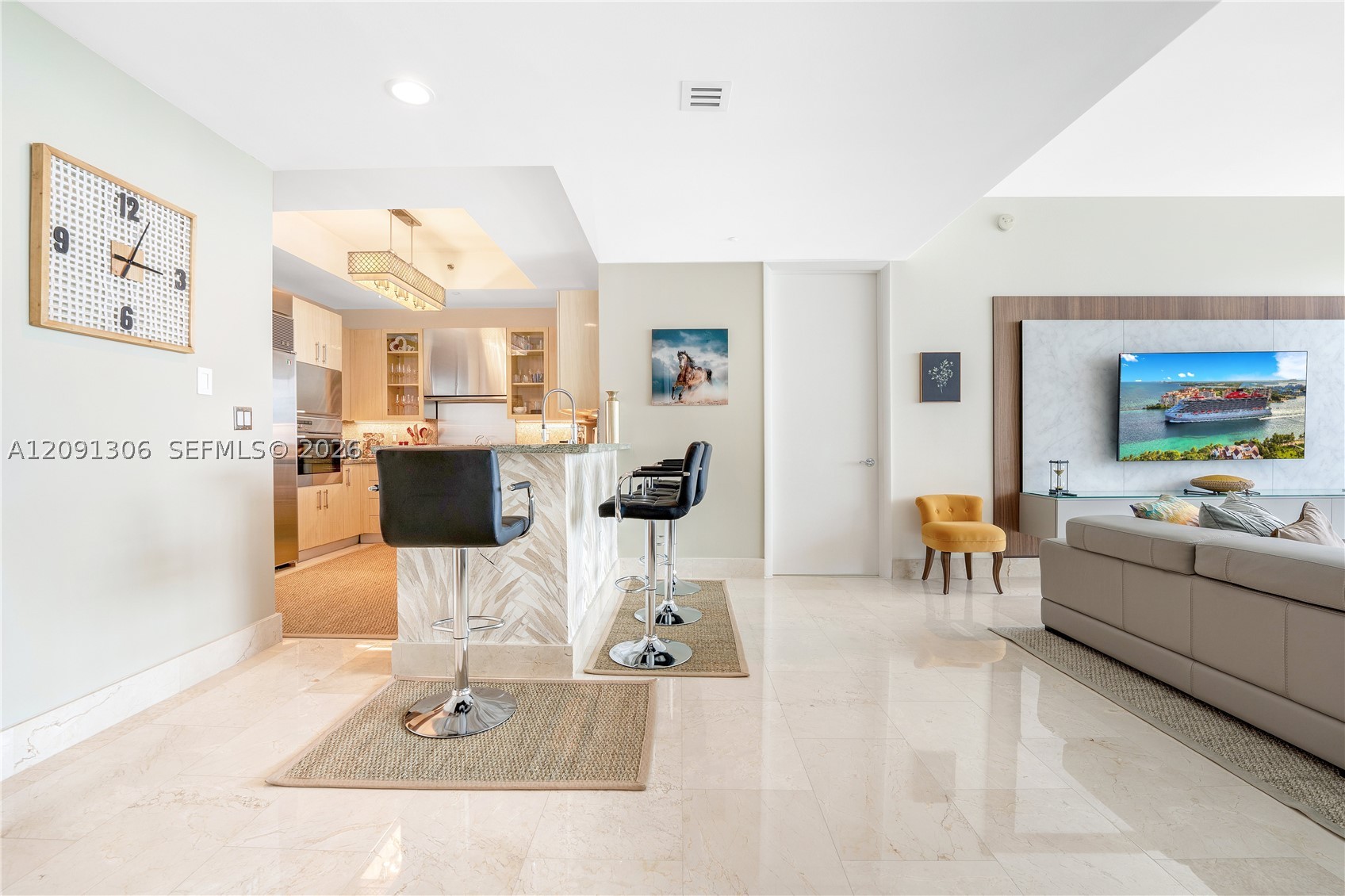100 S Pointe Dr #2403, Miami Beach FL 33139