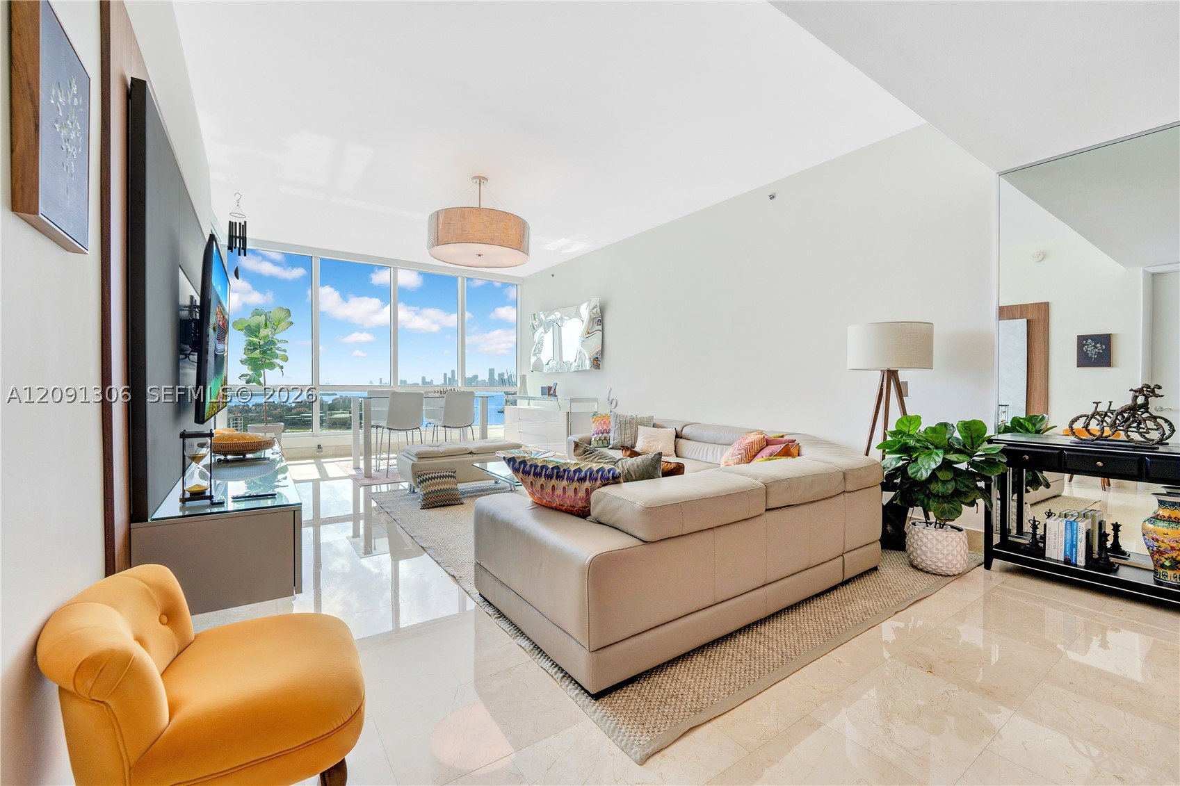 100 S Pointe Dr #2403, Miami Beach FL 33139