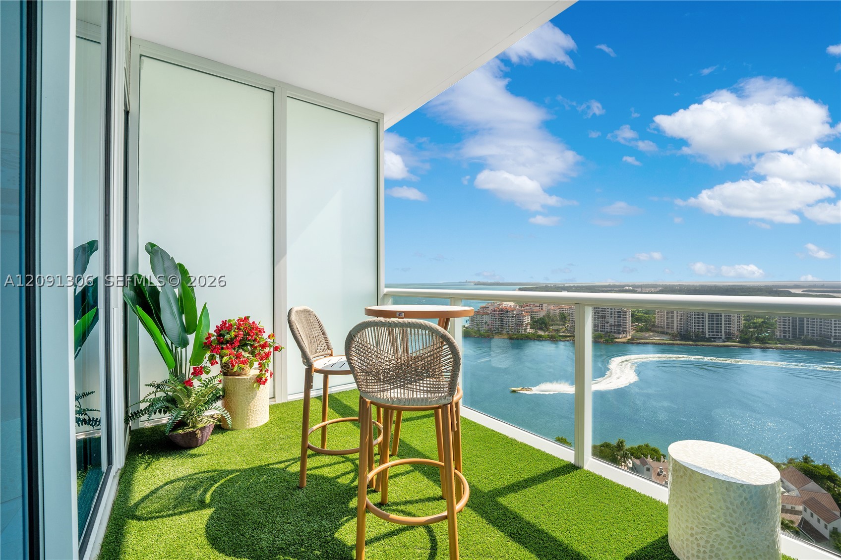 100 S Pointe Dr #2403, Miami Beach FL 33139