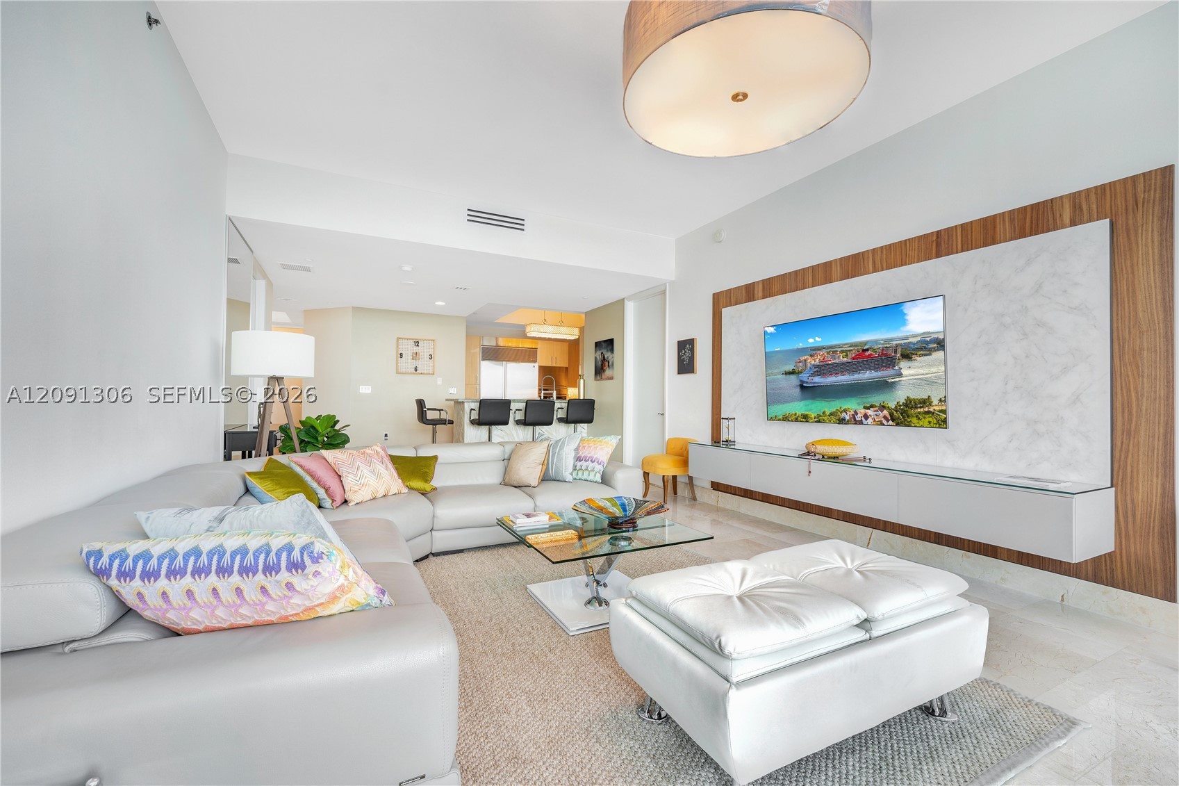 100 S Pointe Dr #2403, Miami Beach FL 33139
