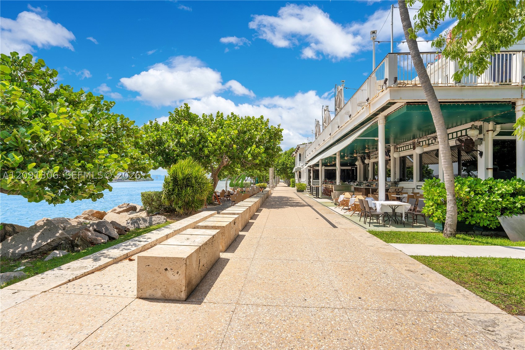 100 S Pointe Dr #2403, Miami Beach FL 33139