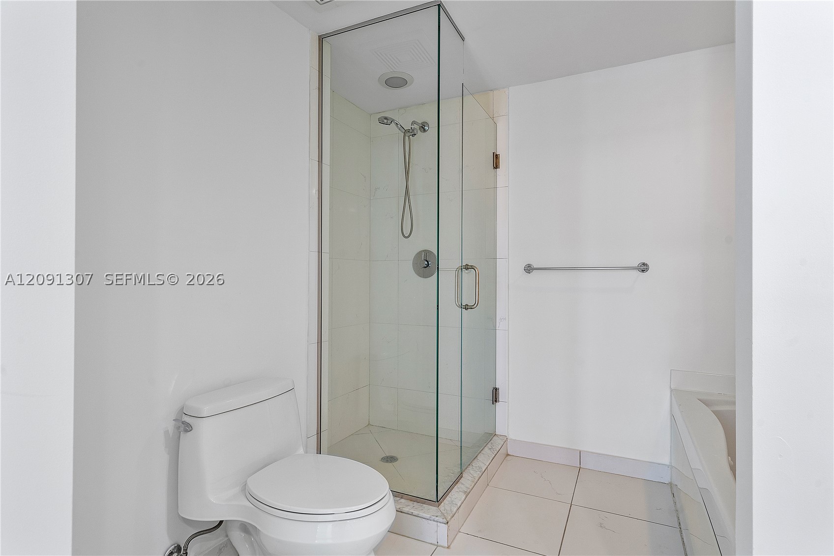 55 SE 6th St #3605, Miami FL 33131