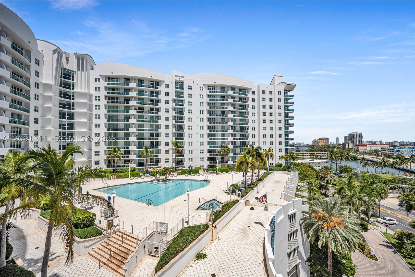 7900 Harbor Island Dr #825, North Bay Village FL 33141