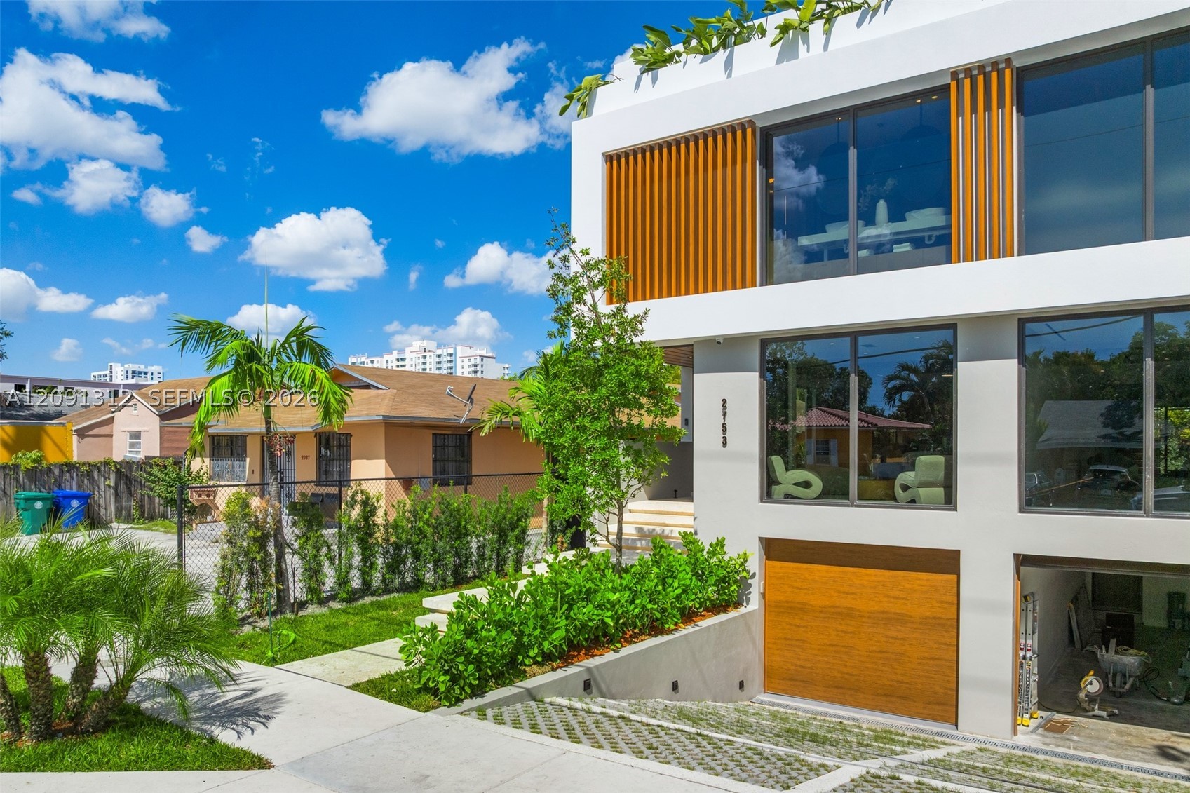 2753 SW 23rd Ter, Miami FL 33145