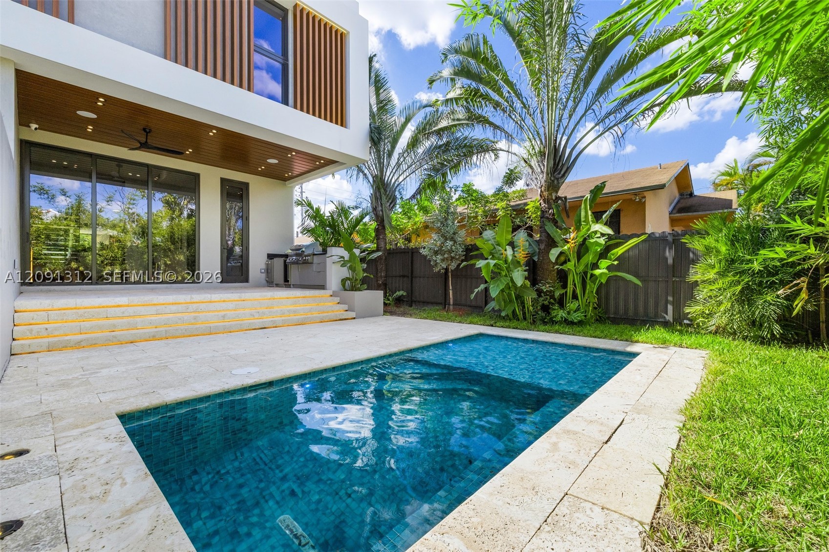 2753 SW 23rd Ter, Miami FL 33145