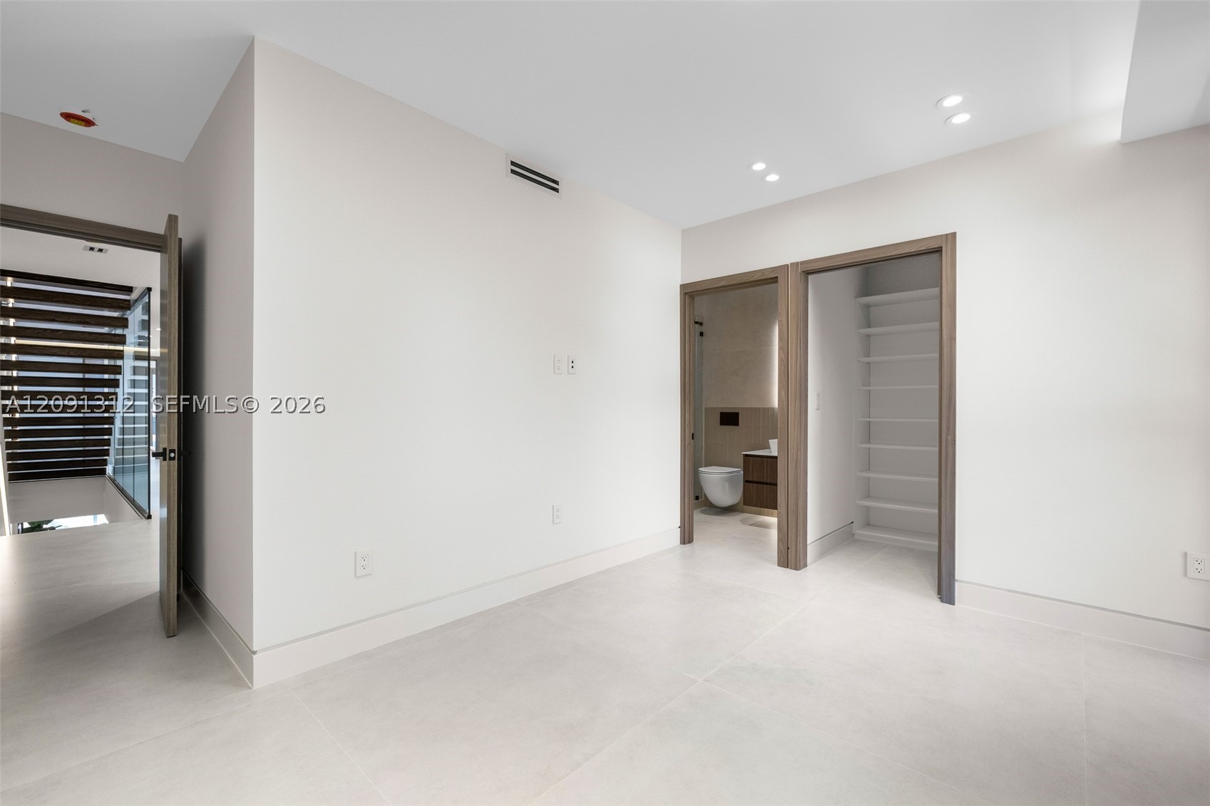 2753 SW 23rd Ter, Miami FL 33145