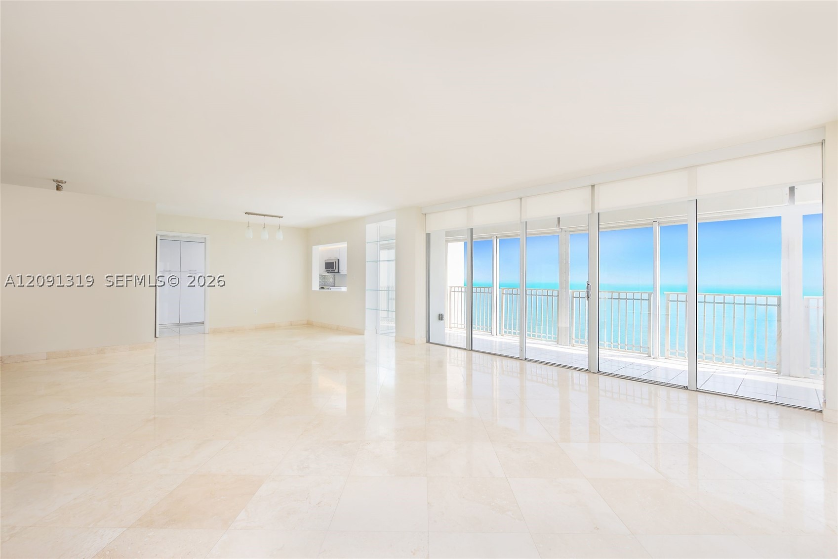 881 Ocean Dr #22A, Key Biscayne FL 33149