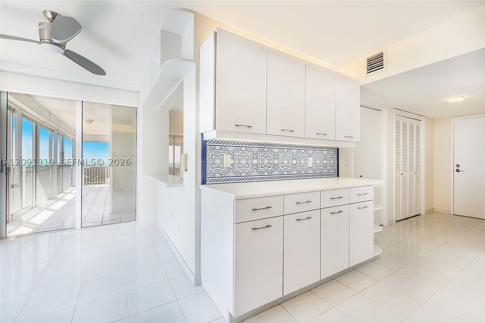 881 Ocean Dr #22A, Key Biscayne FL 33149