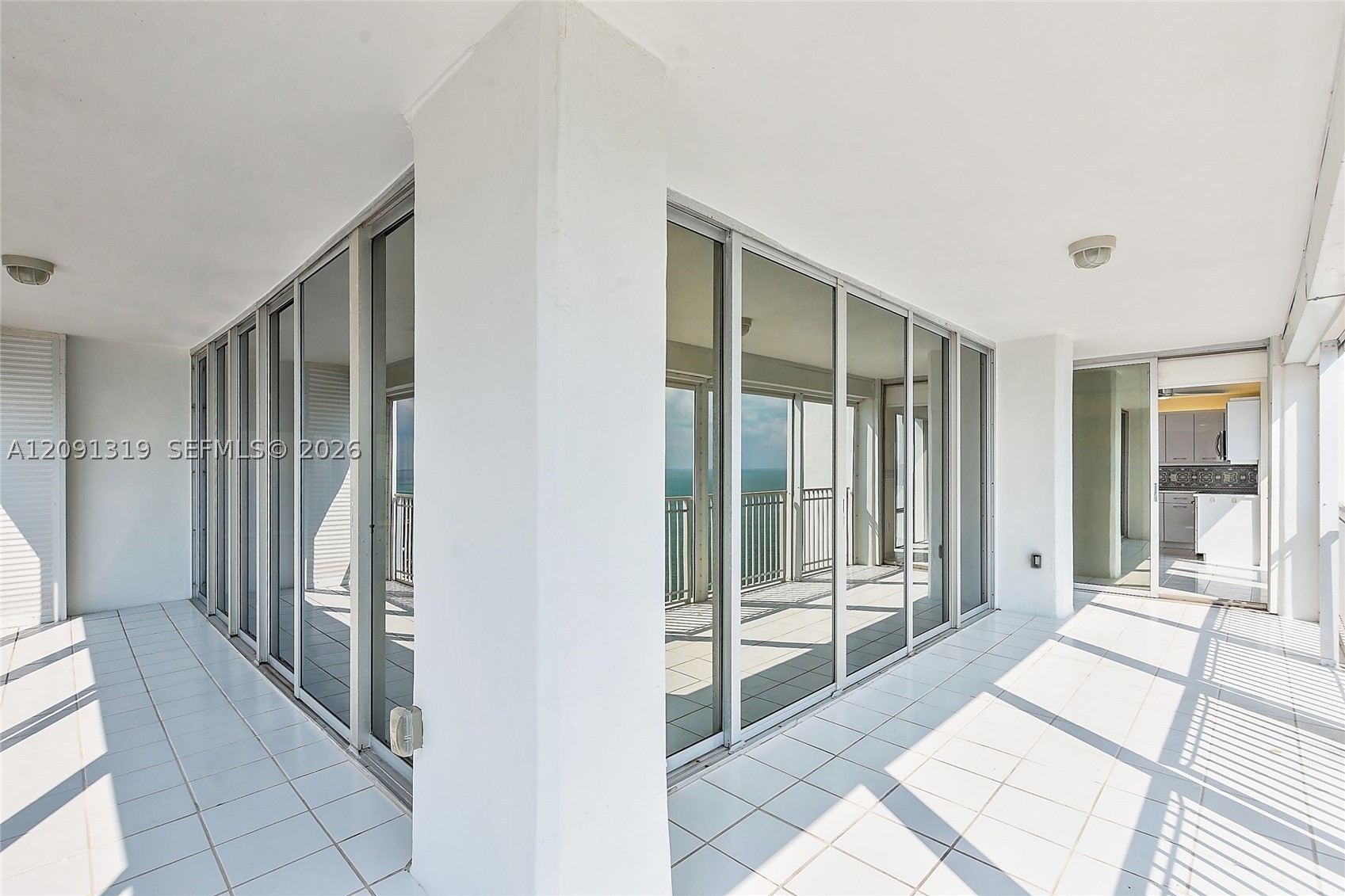 881 Ocean Dr #22A, Key Biscayne FL 33149