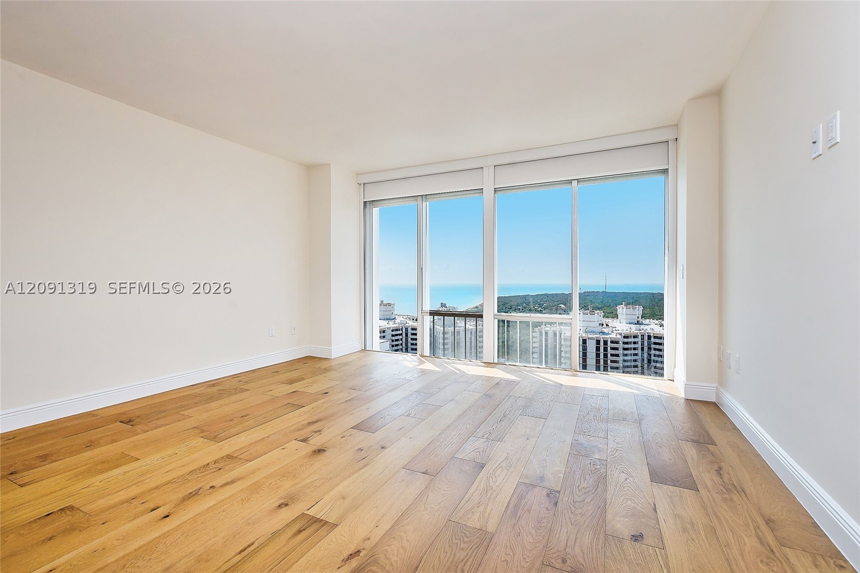 881 Ocean Dr #22A, Key Biscayne FL 33149