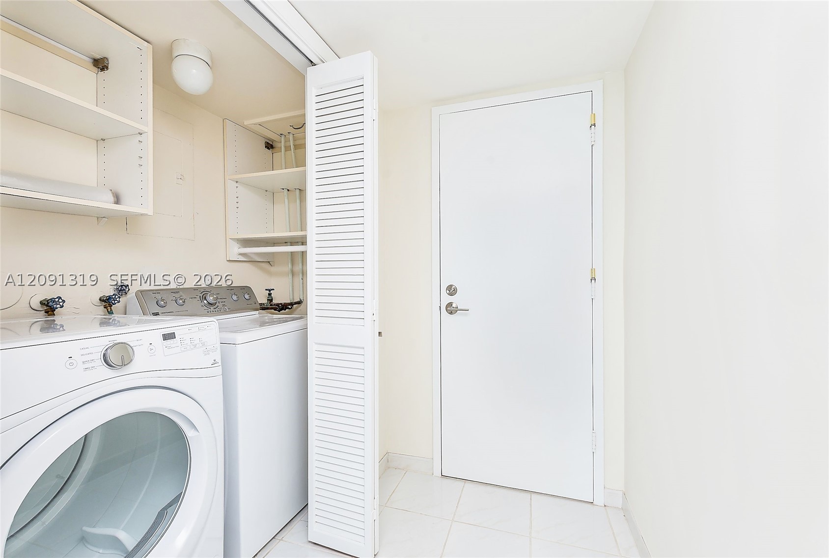 881 Ocean Dr #22A, Key Biscayne FL 33149