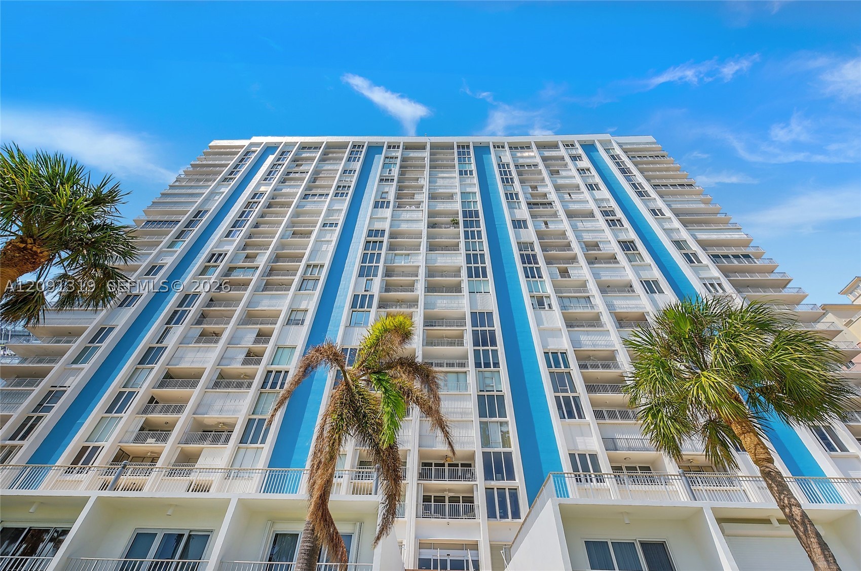881 Ocean Dr #22A, Key Biscayne FL 33149