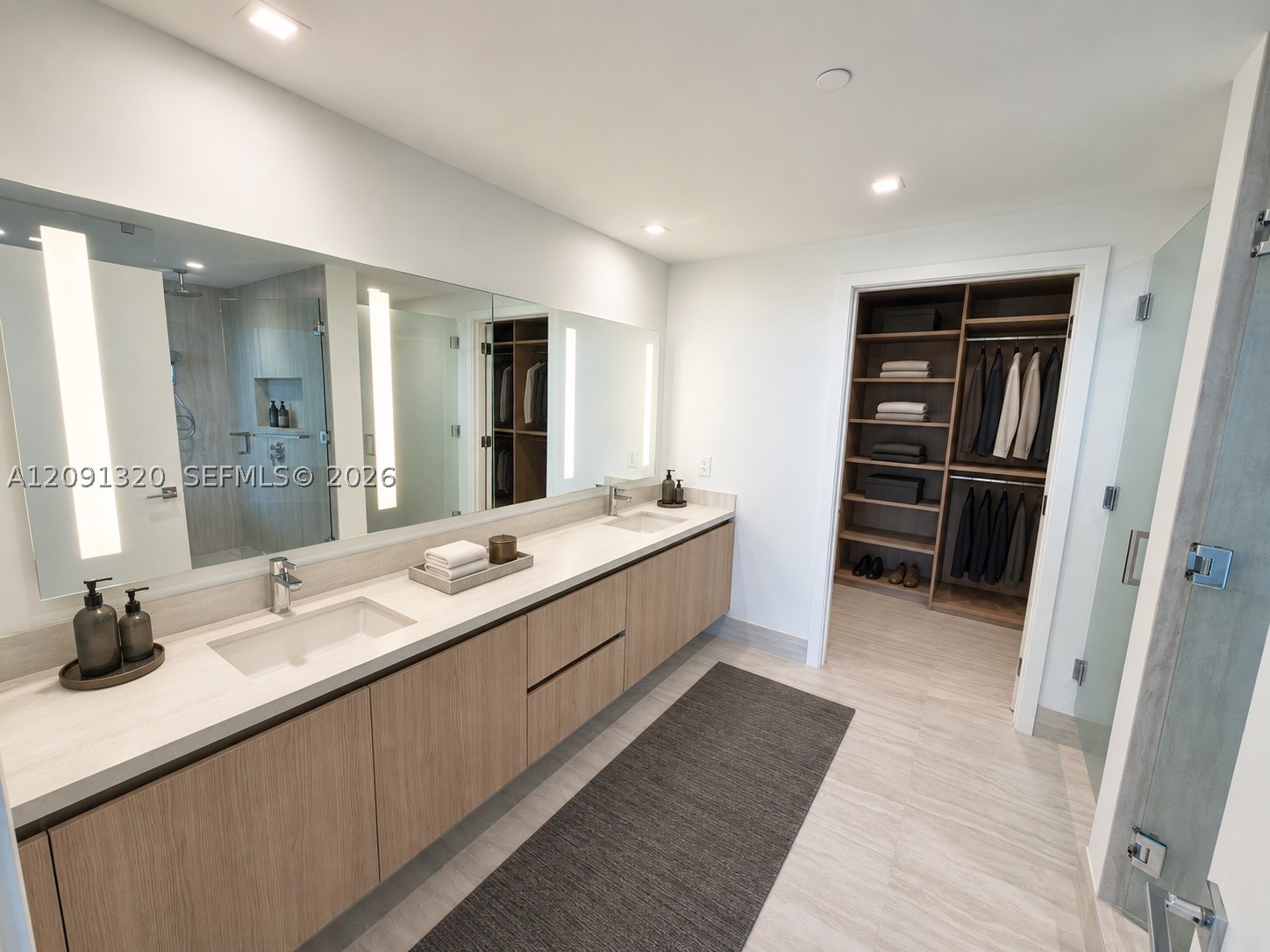 2411 Laguna Circle #1603, North Miami FL 33181