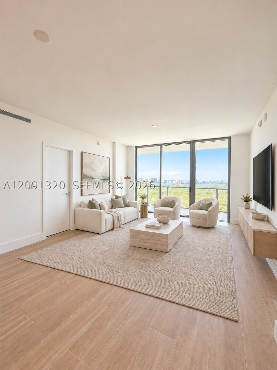 2411 Laguna Circle #1603, North Miami FL 33181