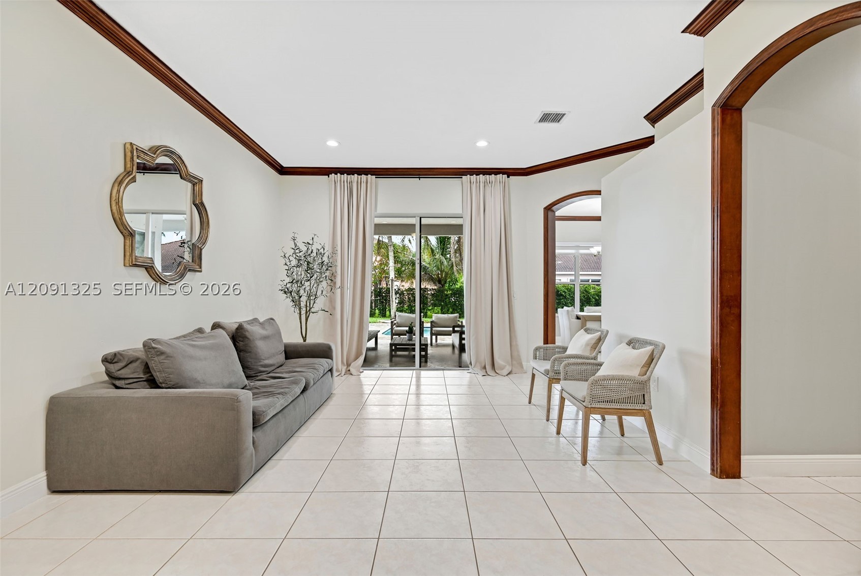15976 SW 4th St, Pembroke Pines FL 33027