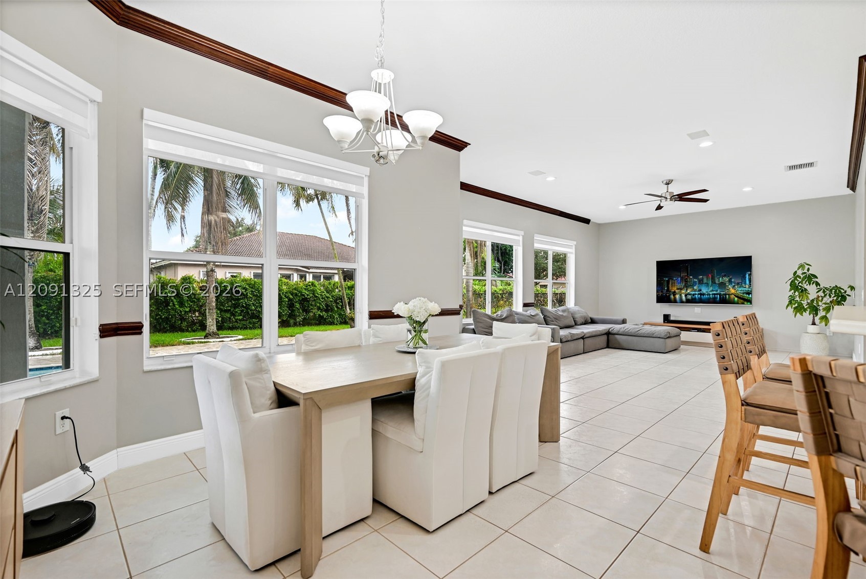 15976 SW 4th St, Pembroke Pines FL 33027