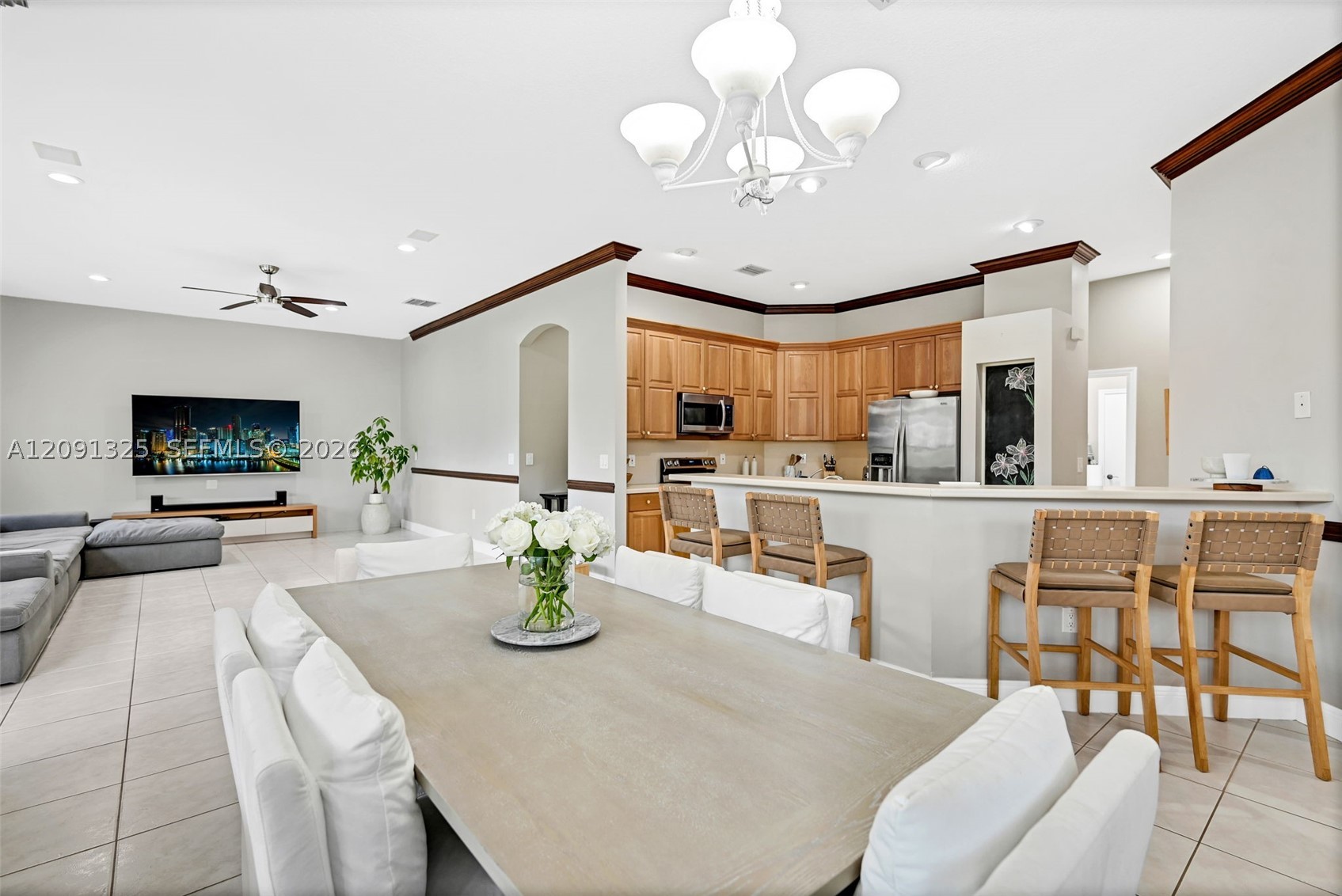 15976 SW 4th St, Pembroke Pines FL 33027