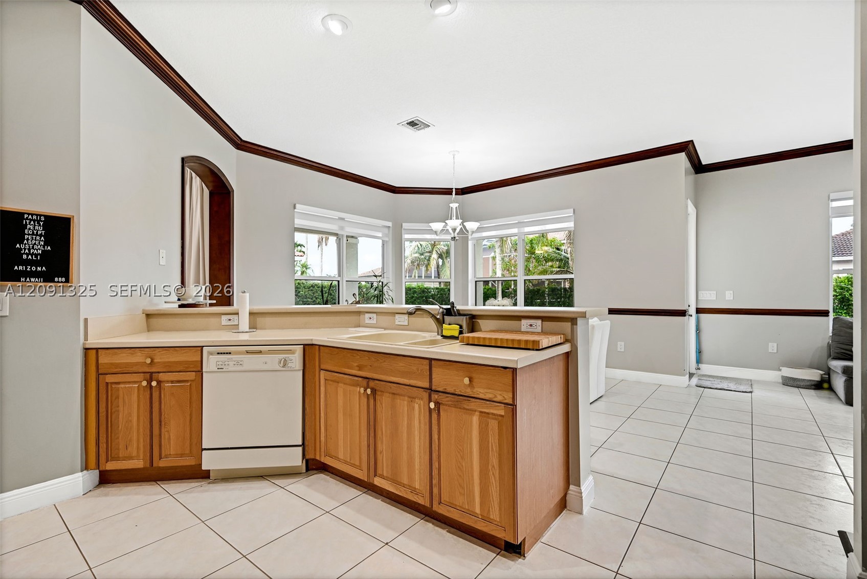 15976 SW 4th St, Pembroke Pines FL 33027