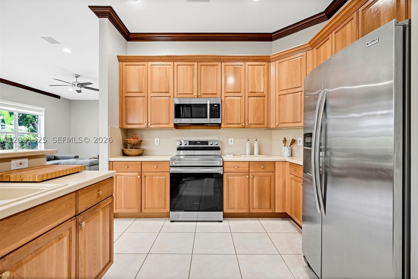 15976 SW 4th St, Pembroke Pines FL 33027