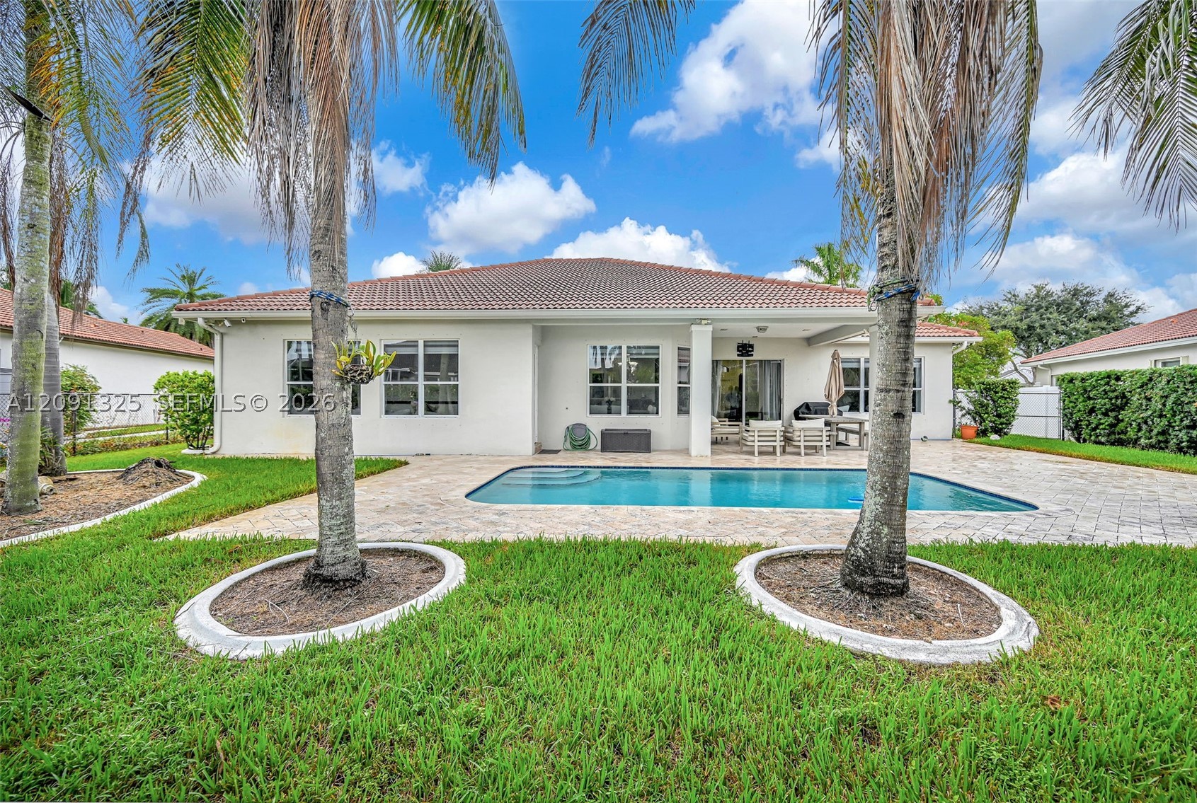 15976 SW 4th St, Pembroke Pines FL 33027